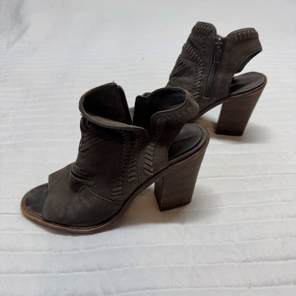 Vince Camuto Karinta Open-toe Slingback Bootie Grey Suede 4" Heel 7M - Picture 3 of 12